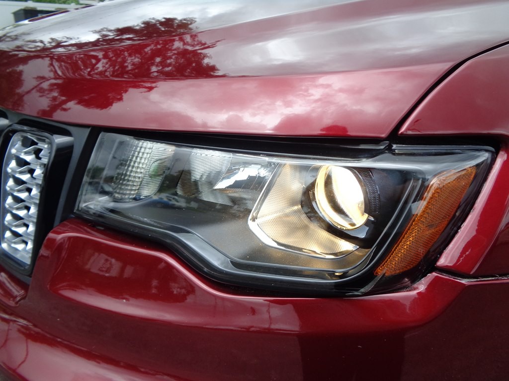 2017 Jeep Grand Cherokee Image 30