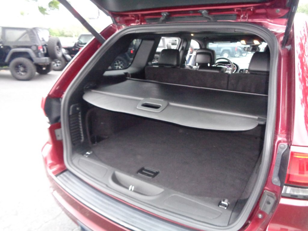 2017 Jeep Grand Cherokee Image 42