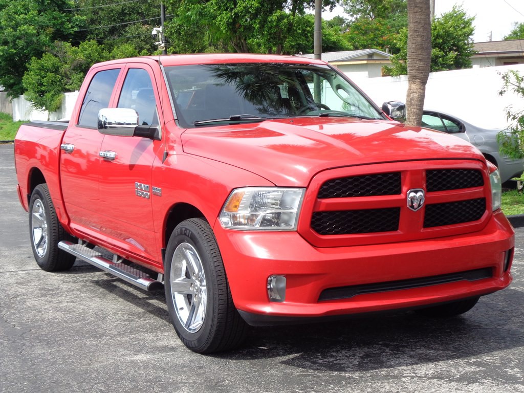 2014 RAM 1500 Image 8