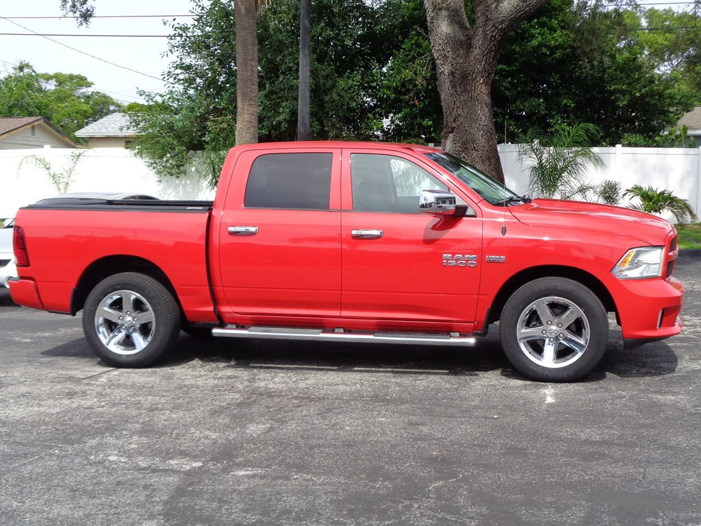 2014 RAM 1500 Image 12