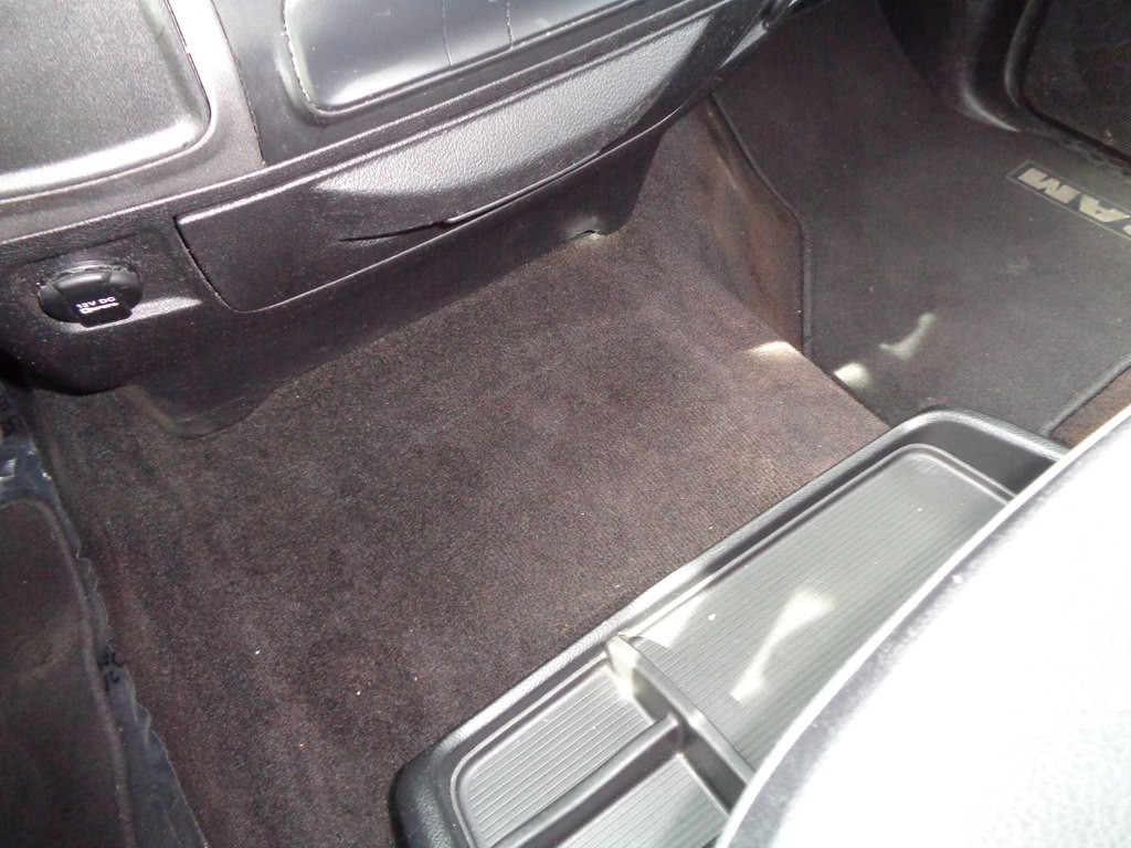 2014 RAM 1500 Image 72