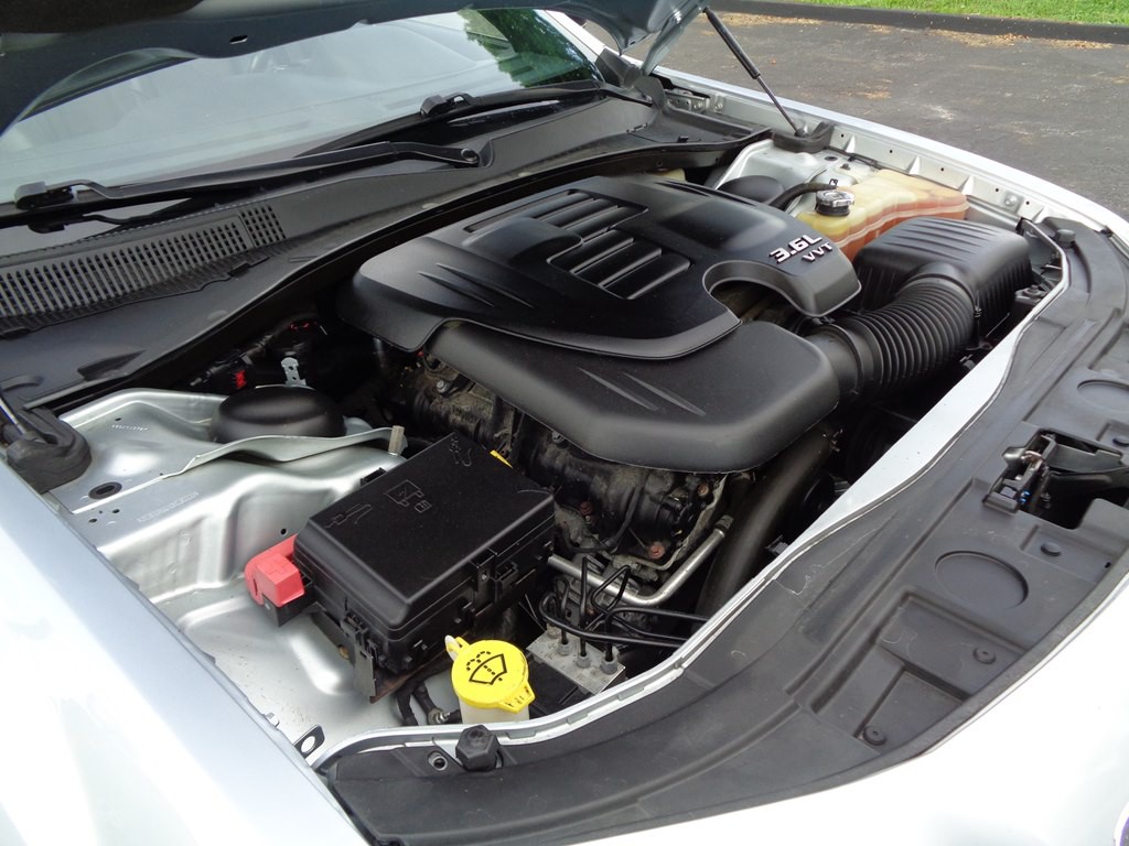 2013 Chrysler 300 Image 42