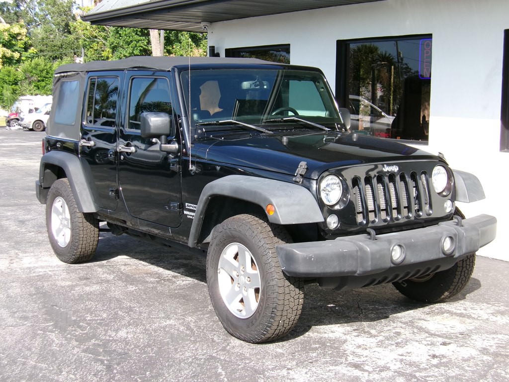 2014 Jeep Wrangler Unlimited Image 8