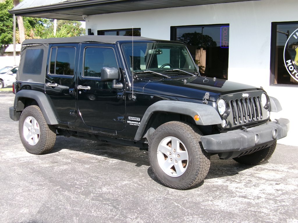 2014 Jeep Wrangler Unlimited Image 9