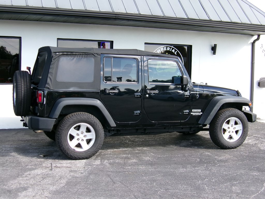 2014 Jeep Wrangler Unlimited Image 14