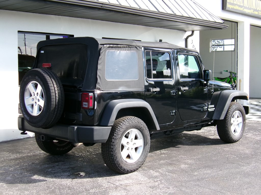 2014 Jeep Wrangler Unlimited Image 16