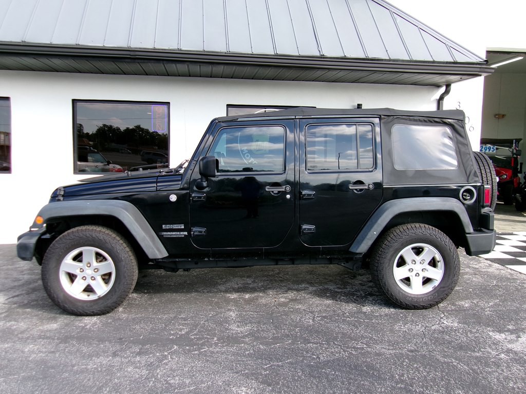 2014 Jeep Wrangler Unlimited Image 27