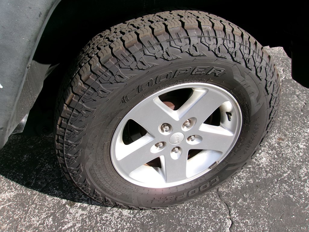 2014 Jeep Wrangler Unlimited Image 32