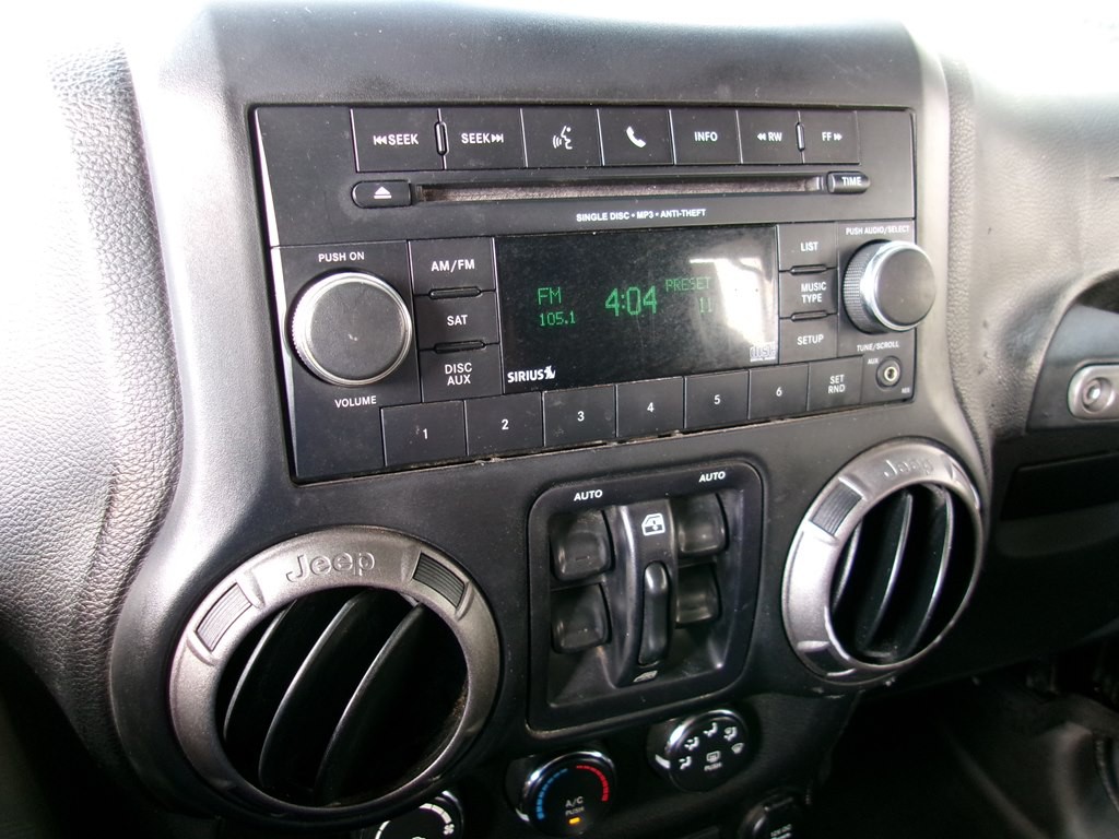 2014 Jeep Wrangler Unlimited Image 69