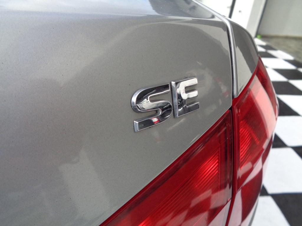 2012 Volkswagen Passat Image 78