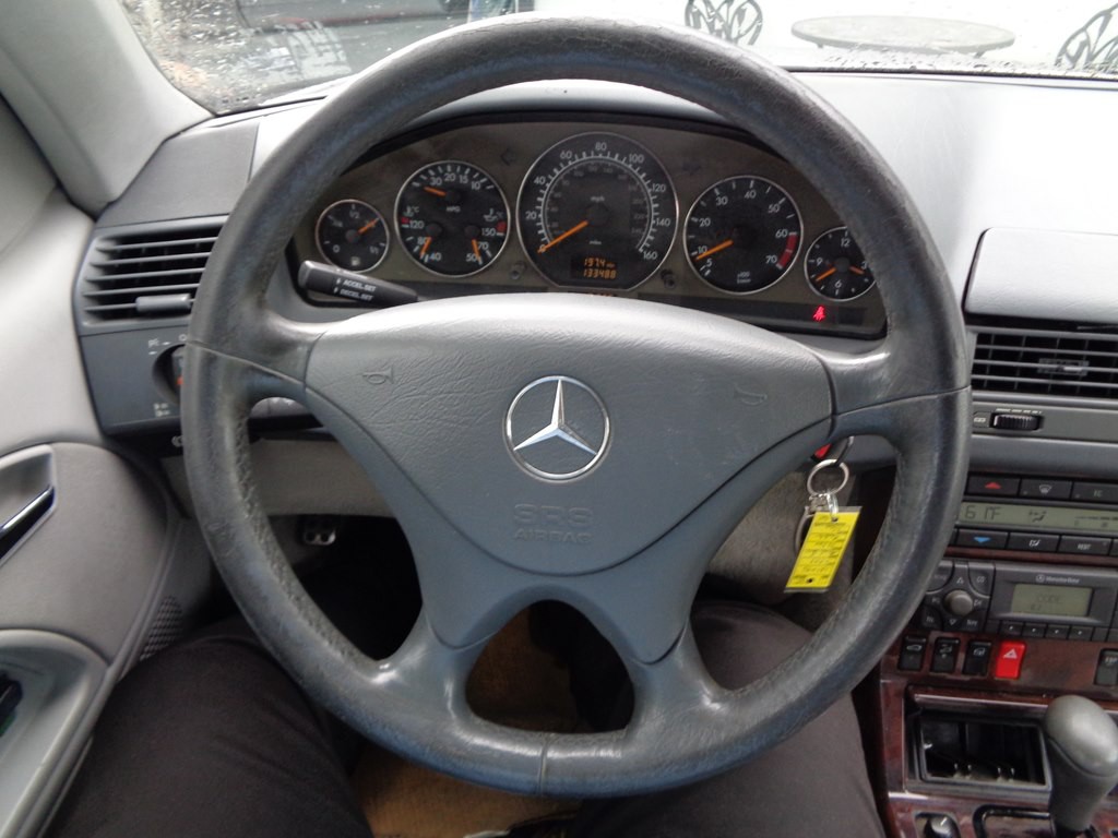 1999 Mercedes-Benz SL-Class Image 4