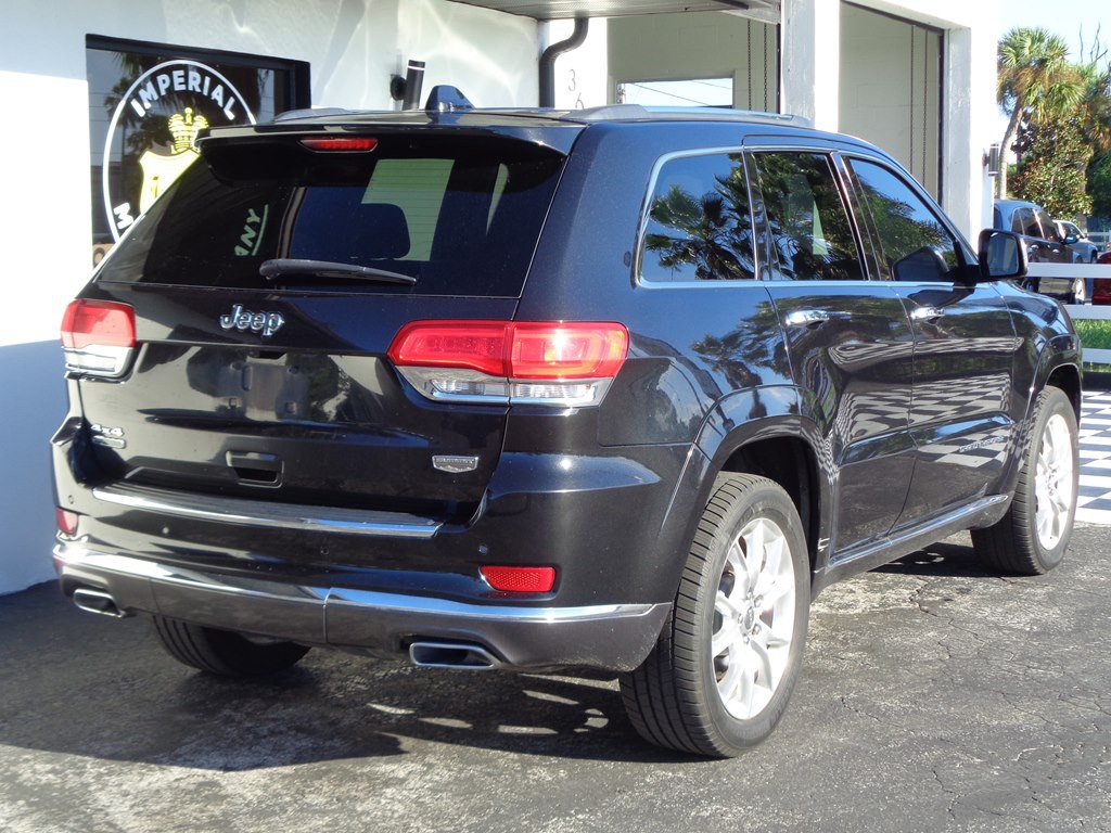2016 Jeep Grand Cherokee Image 18
