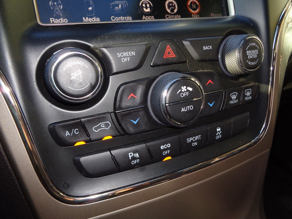 2016 Jeep Grand Cherokee Image 45