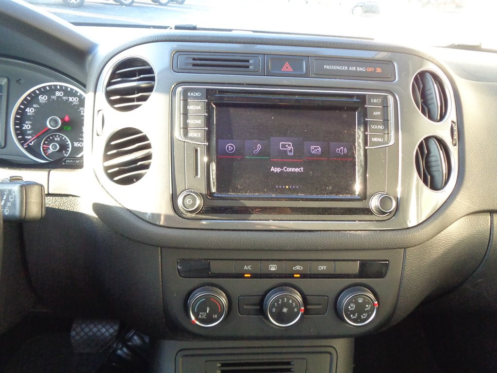 2018 Volkswagen Tiguan Image 74