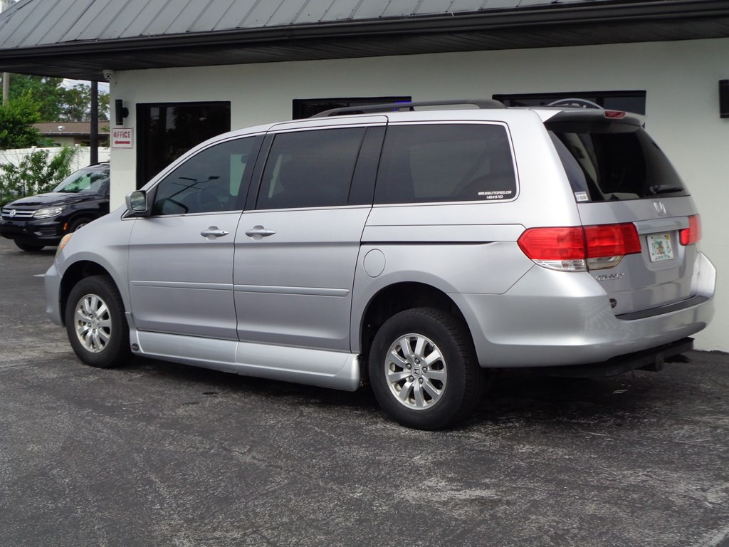 2010 Honda Odyssey Image 25
