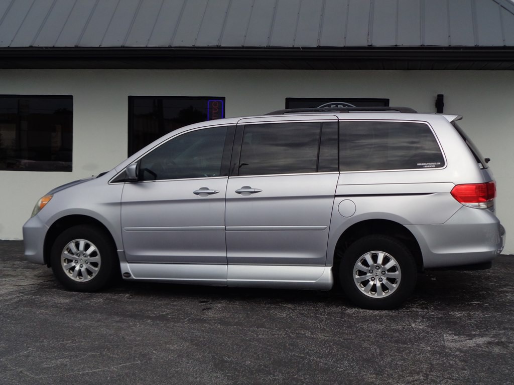 2010 Honda Odyssey Image 27