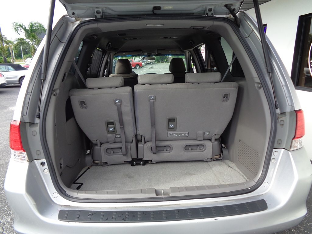2010 Honda Odyssey Image 45