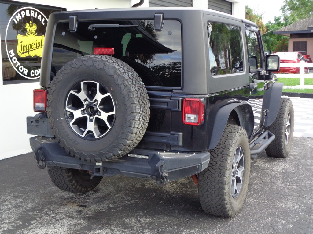 2011 Jeep Wrangler Image 16