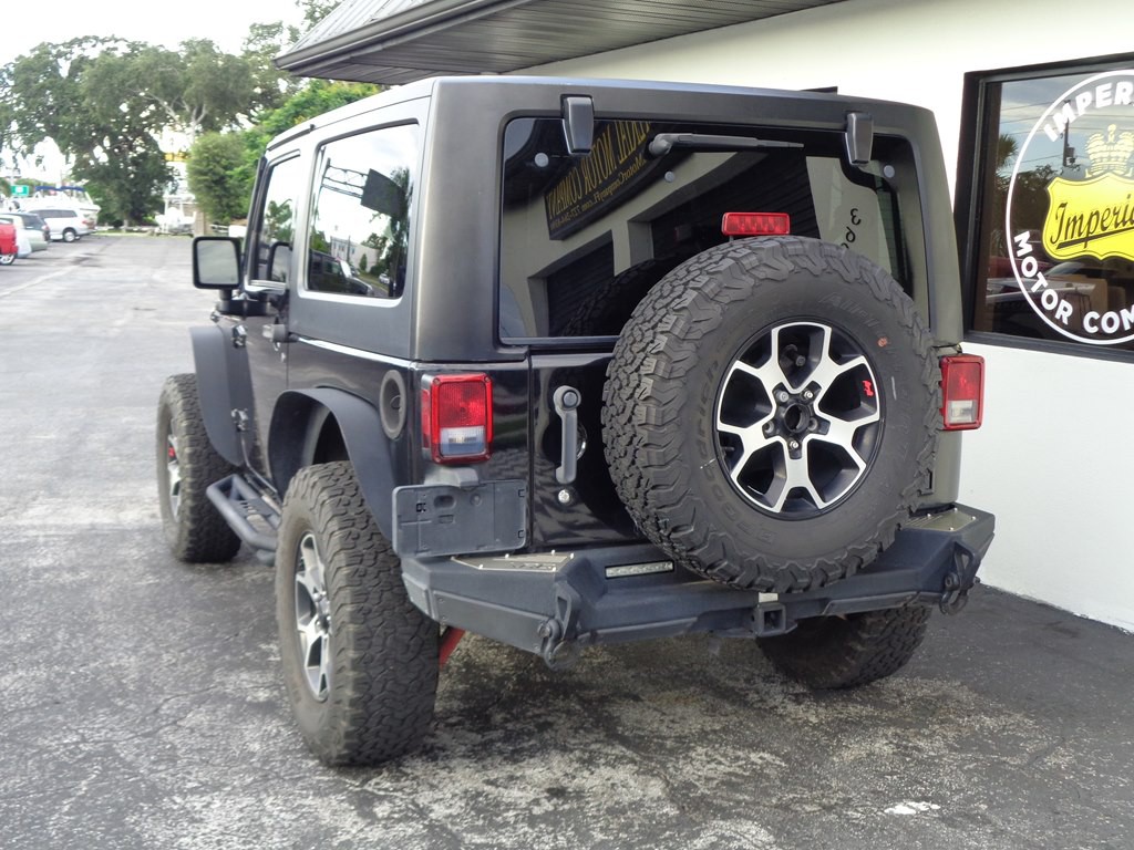2011 Jeep Wrangler Image 20