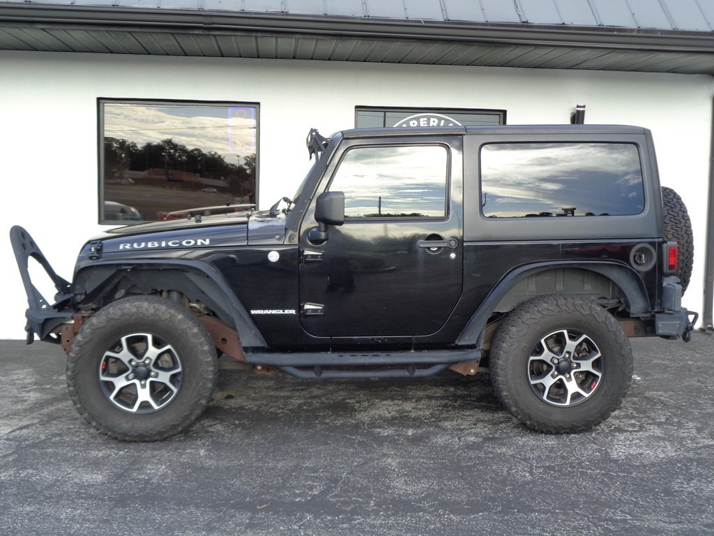 2011 Jeep Wrangler Image 25