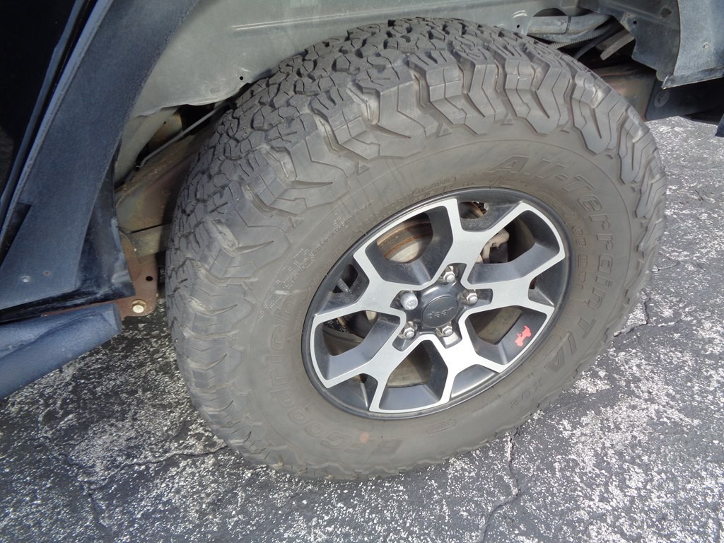 2011 Jeep Wrangler Image 29