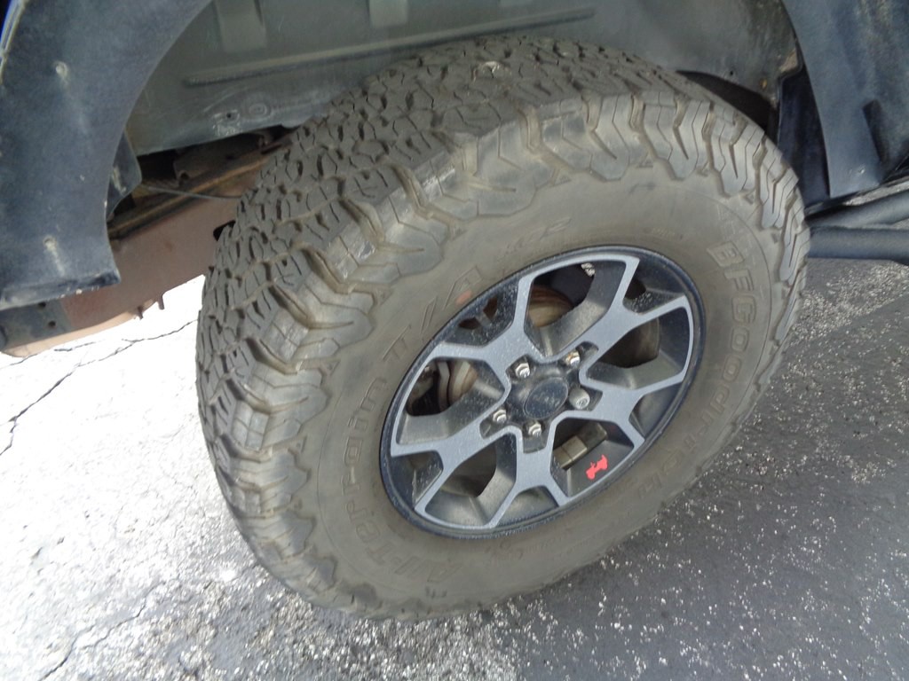 2011 Jeep Wrangler Image 30