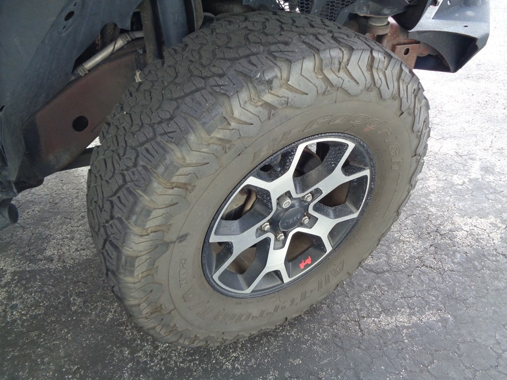 2011 Jeep Wrangler Image 31