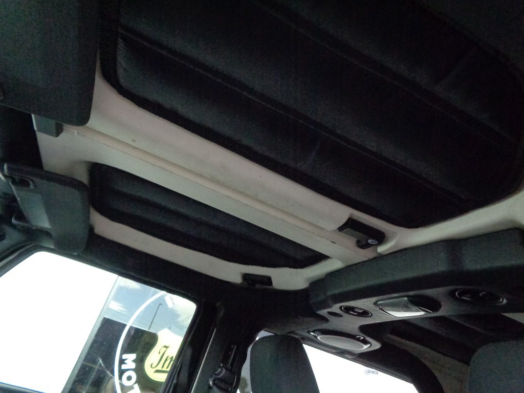 2011 Jeep Wrangler Image 55