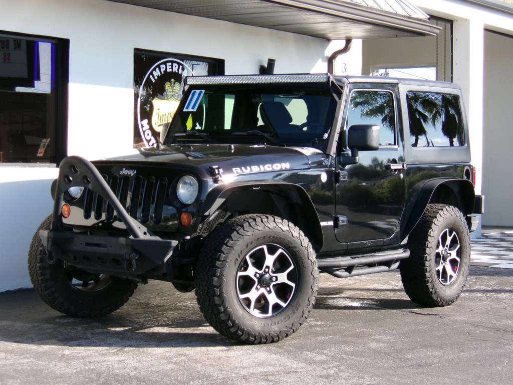 2011 Jeep Wrangler Image 1