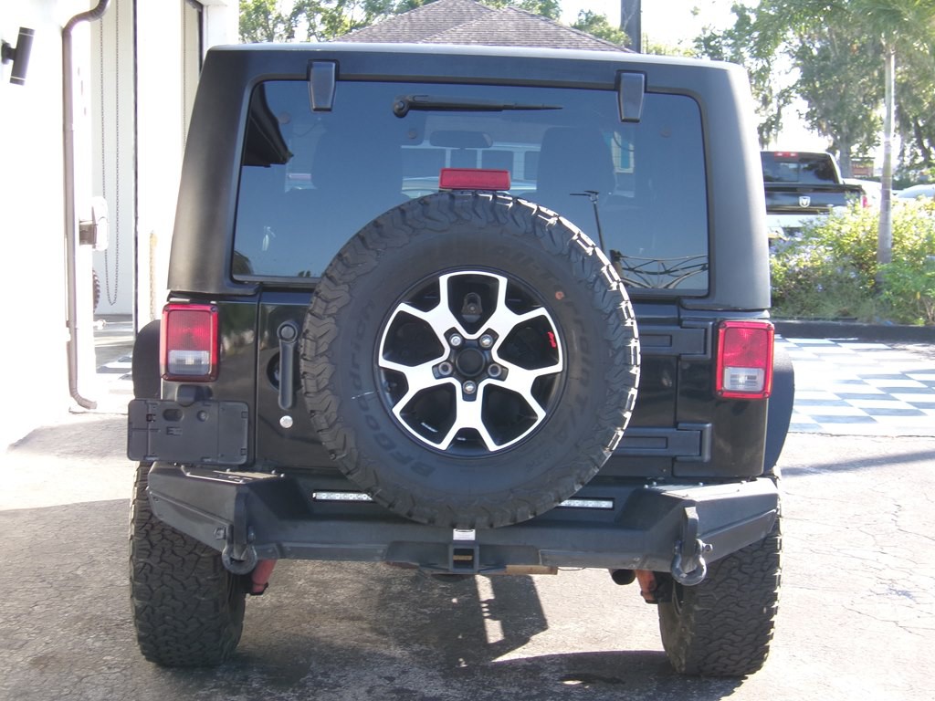 2011 Jeep Wrangler Image 37