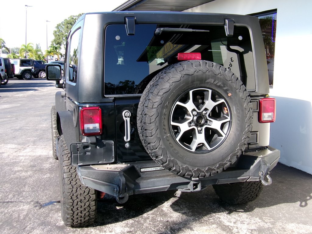2011 Jeep Wrangler Image 39