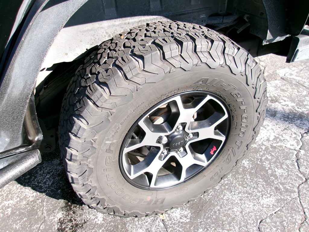 2011 Jeep Wrangler Image 50