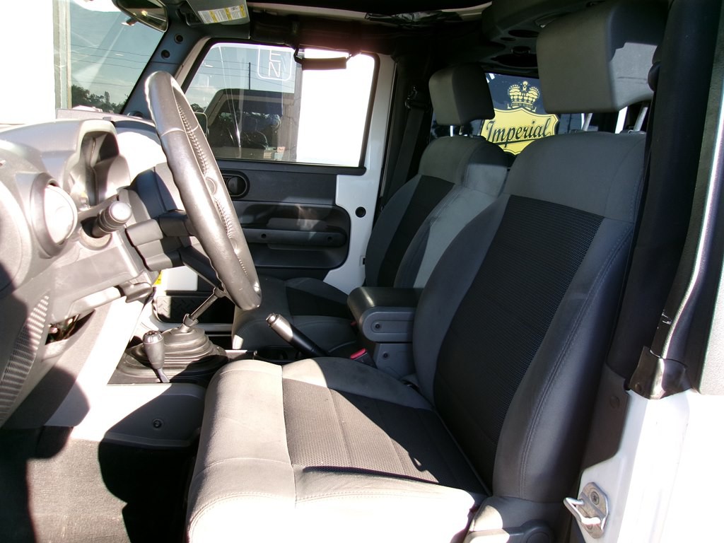 2008 Jeep Wrangler Image 2