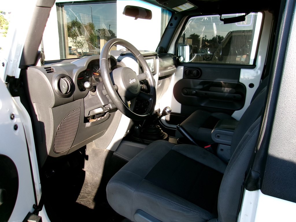 2008 Jeep Wrangler Image 4