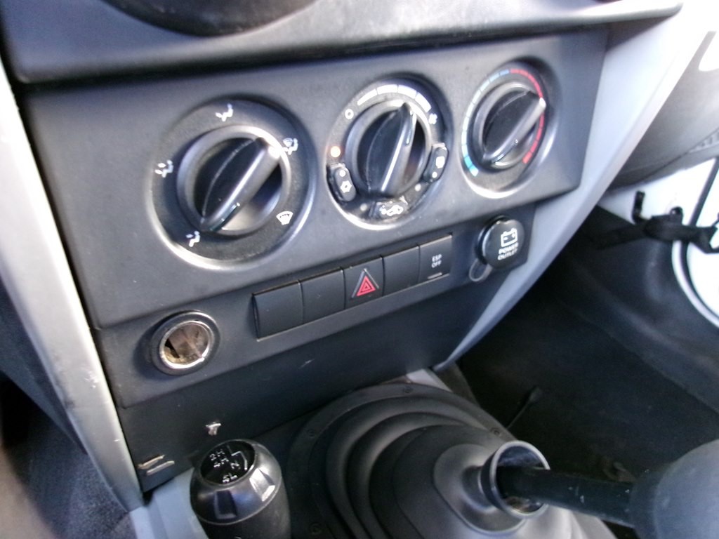 2008 Jeep Wrangler Image 20