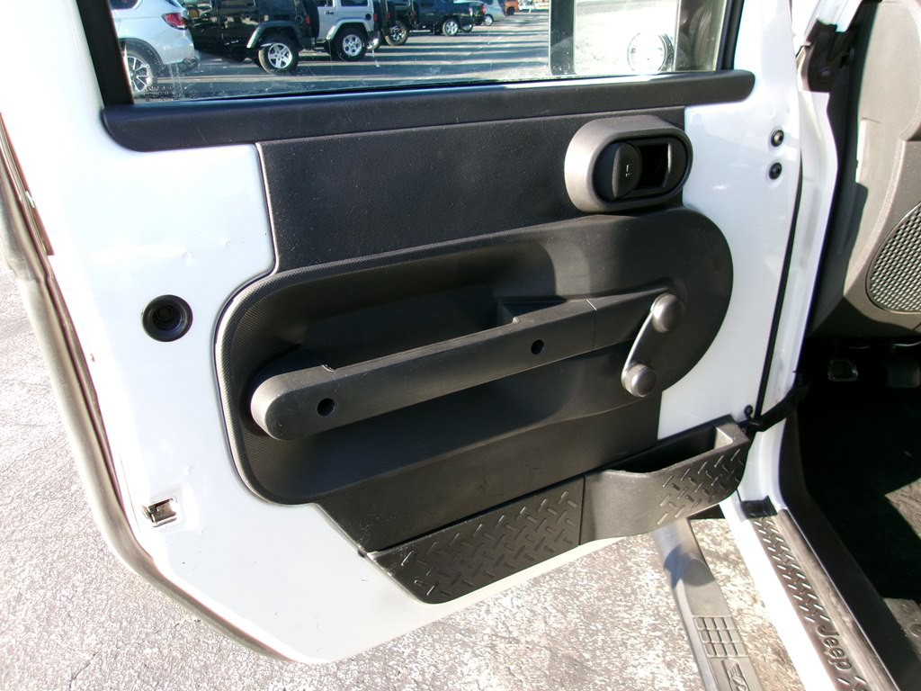 2008 Jeep Wrangler Image 70