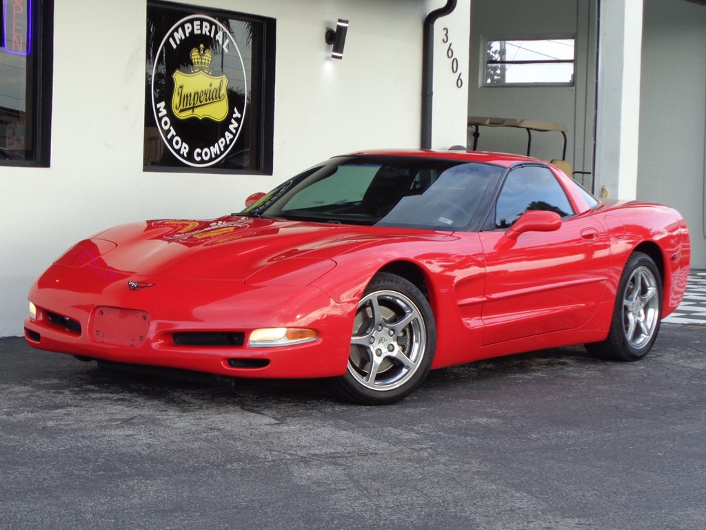 2002 Chevrolet Corvette Image 1