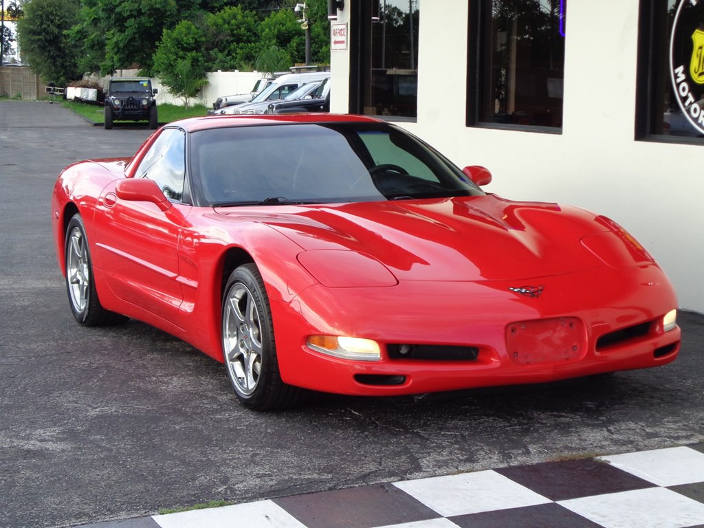 2002 Chevrolet Corvette Image 8