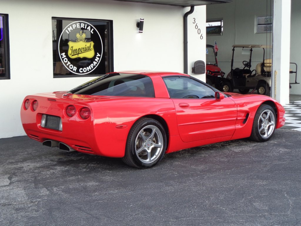 2002 Chevrolet Corvette Image 17