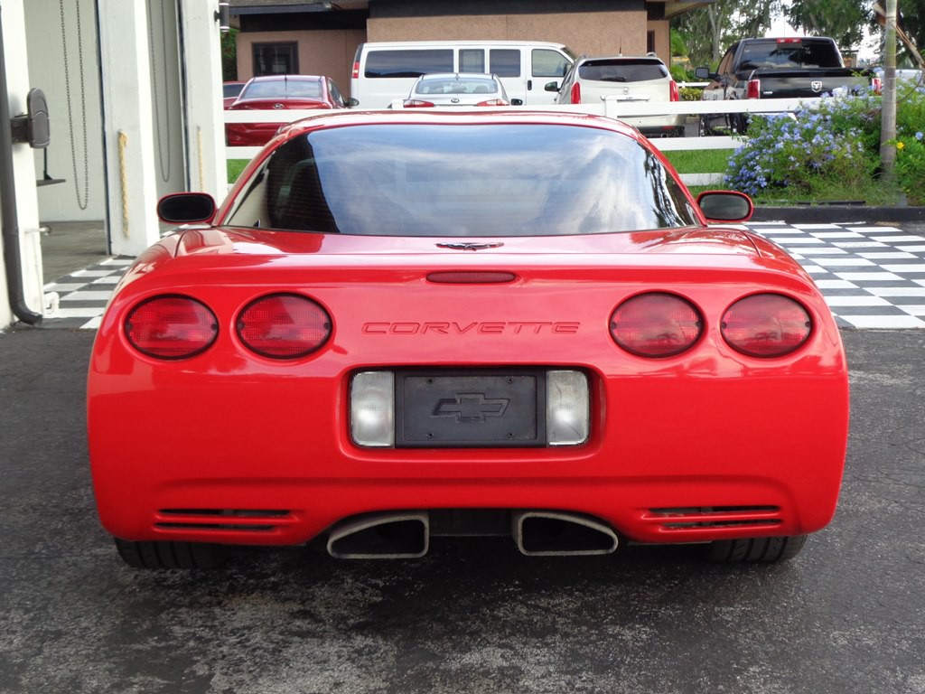 2002 Chevrolet Corvette Image 22