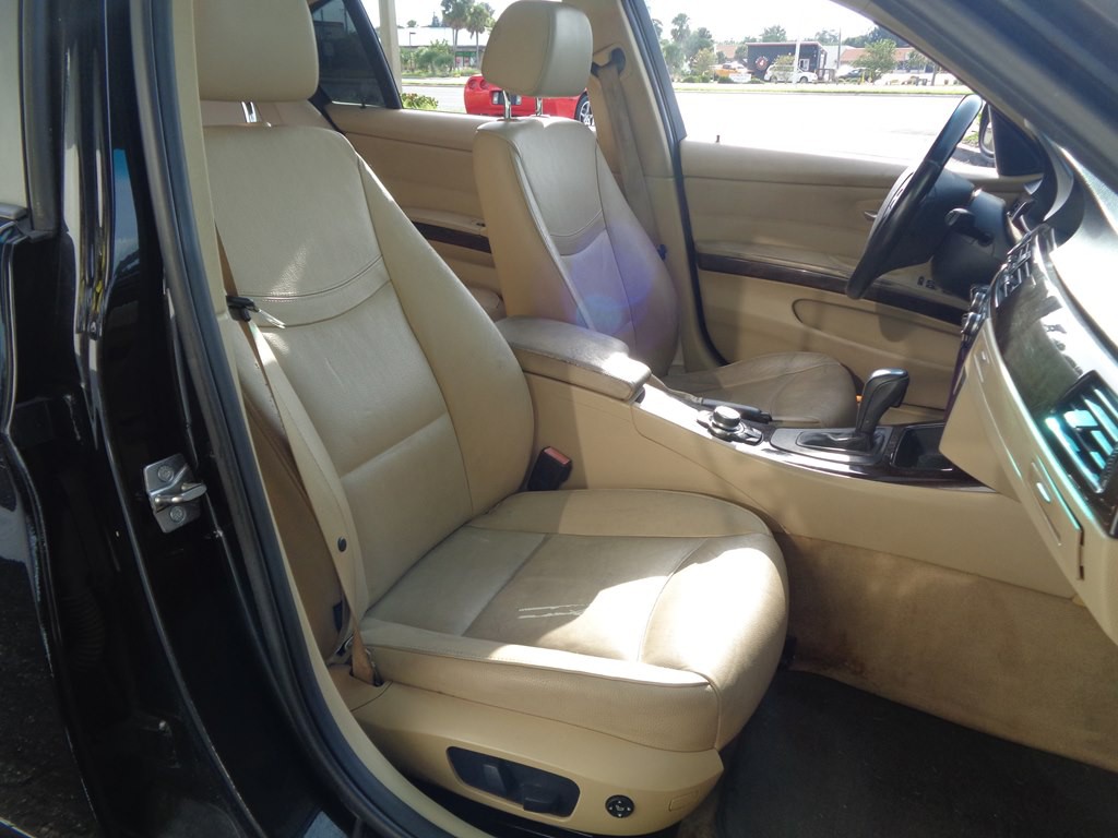 2011 BMW 3 Series Image 55