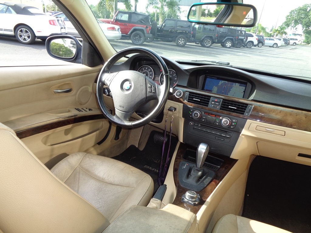 2011 BMW 3 Series Image 62
