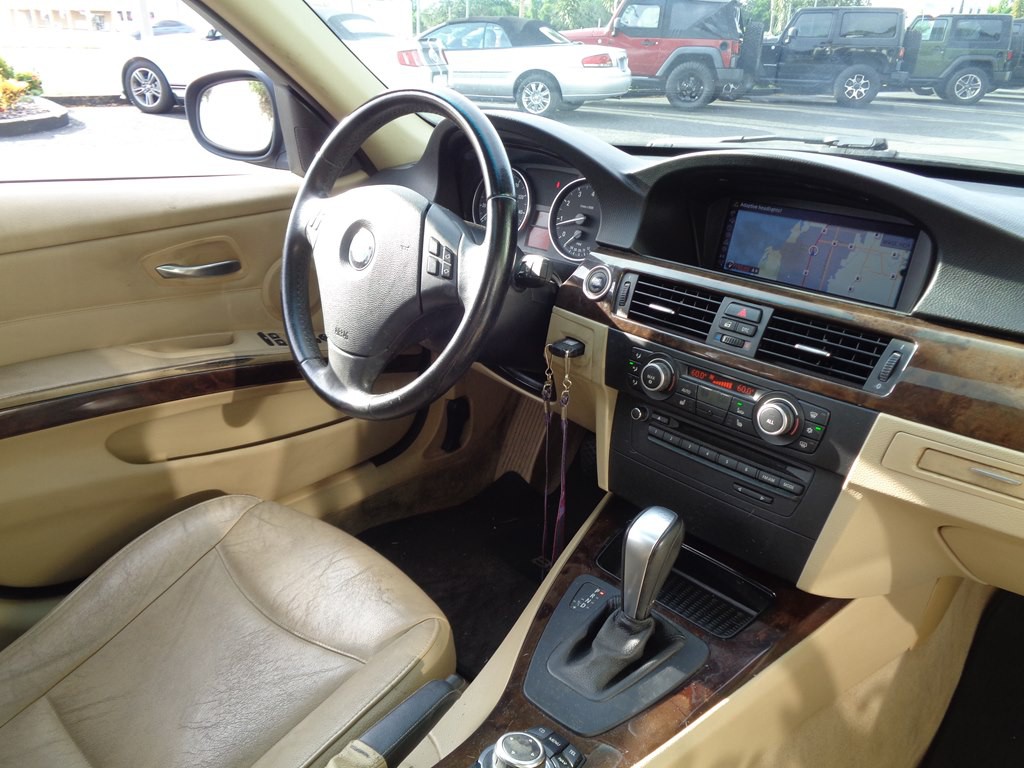 2011 BMW 3 Series Image 63