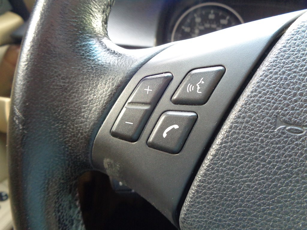 2011 BMW 3 Series Image 76
