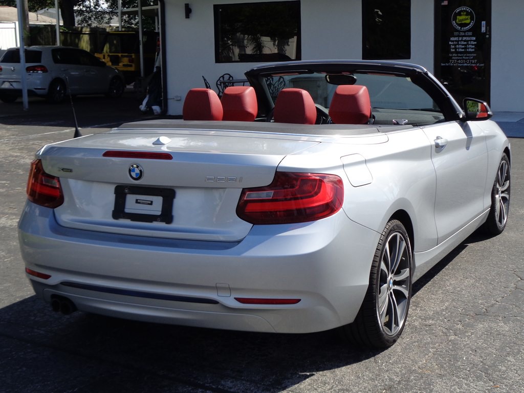 2015 BMW 2 Series Image 18