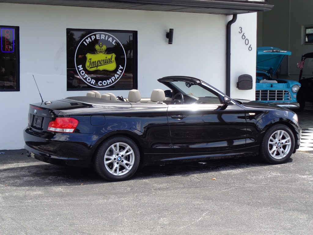 2009 BMW 1 Series Image 16