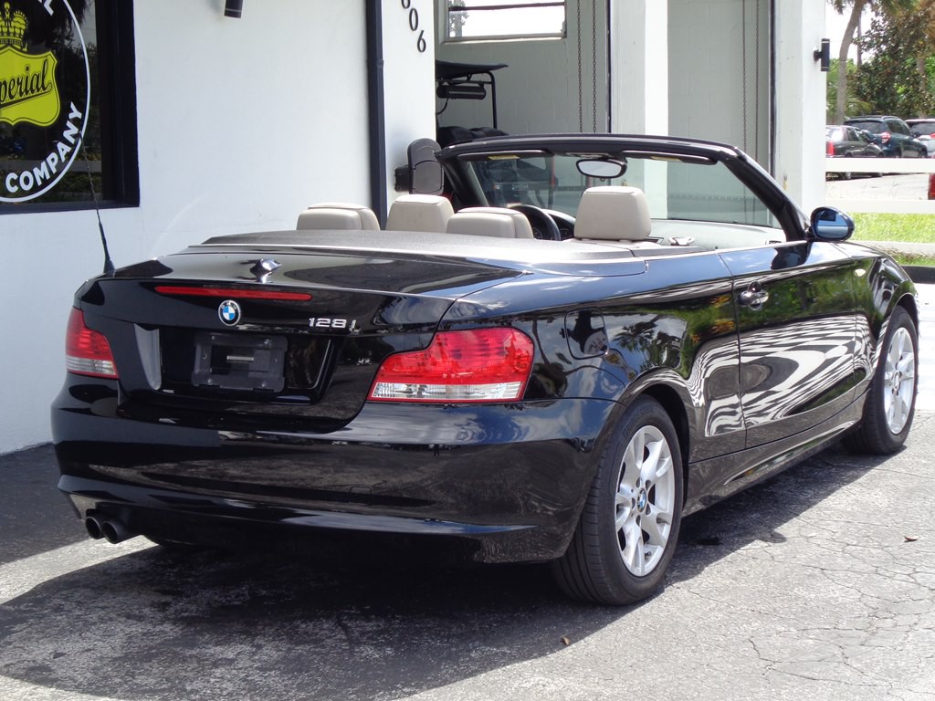 2009 BMW 1 Series Image 19