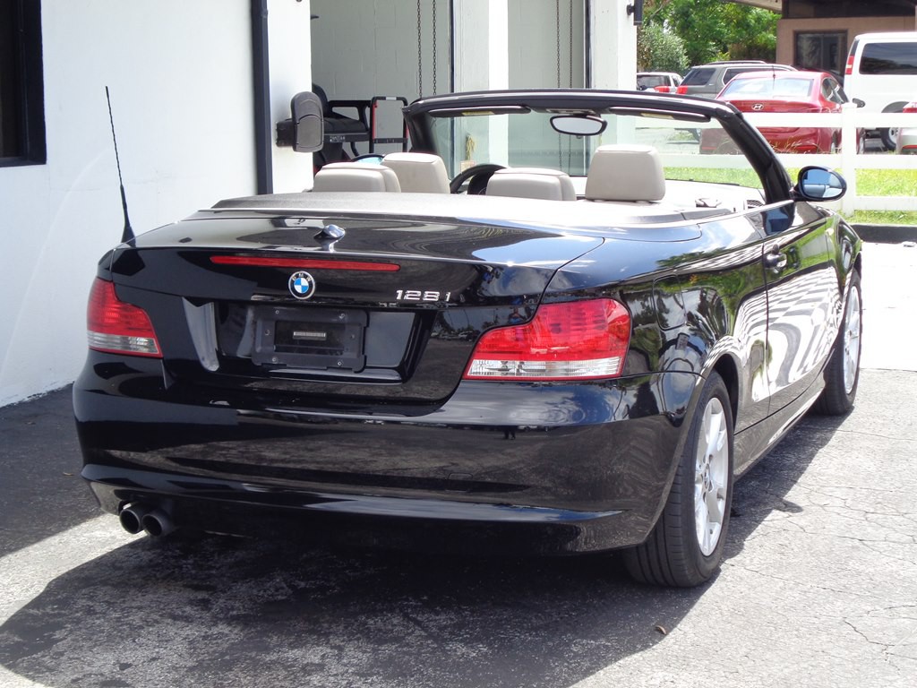 2009 BMW 1 Series Image 20