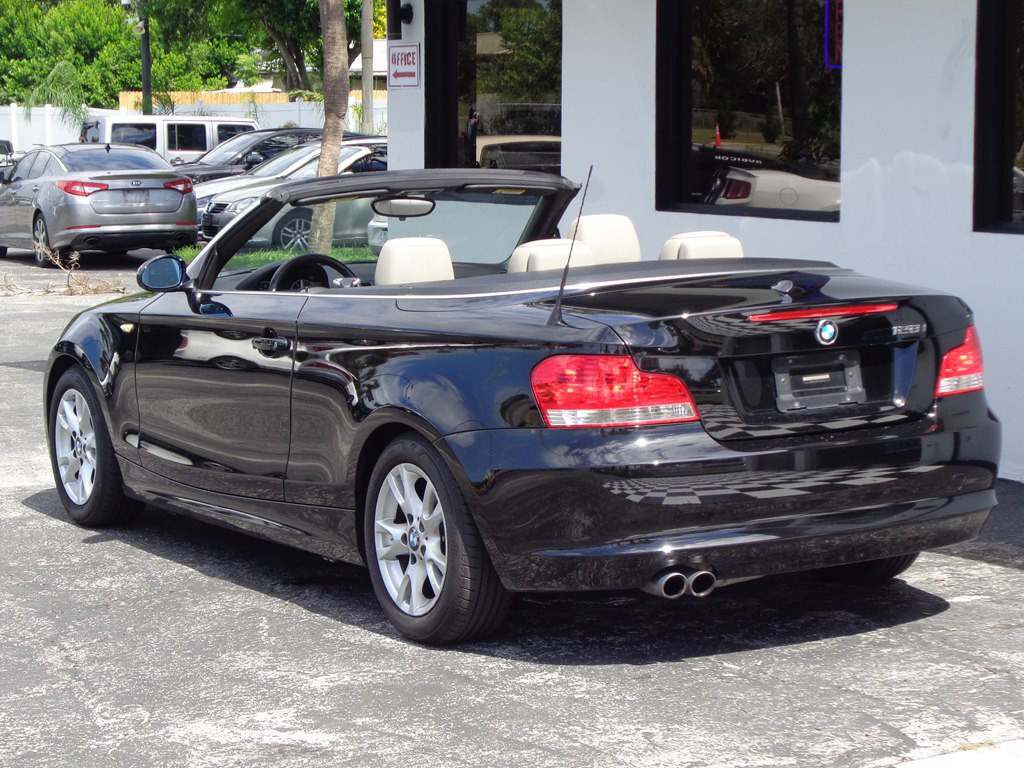 2009 BMW 1 Series Image 26