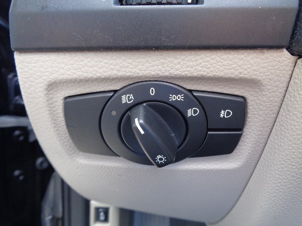 2009 BMW 1 Series Image 81